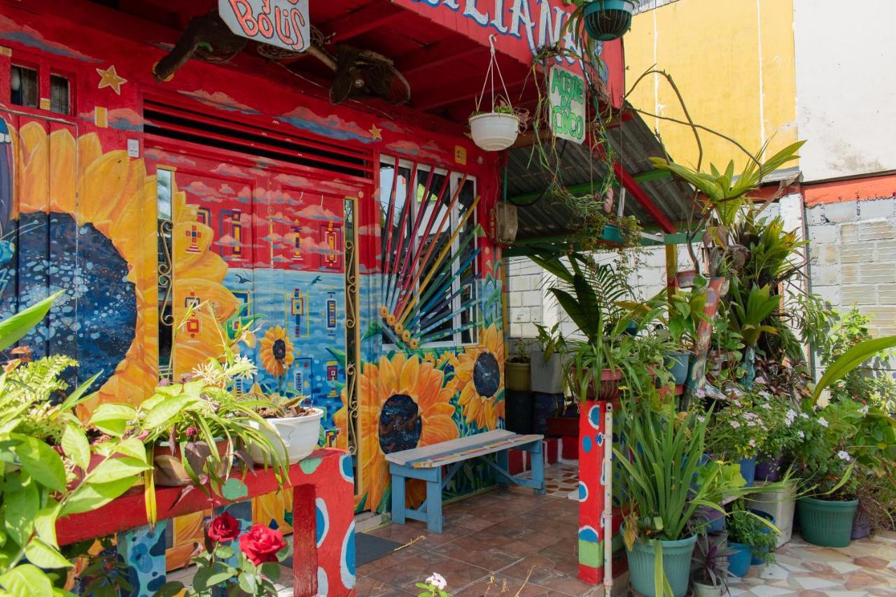 Hostal Liliana Buenaventura Exterior foto